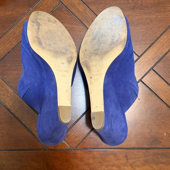 Nine West Women's Royal Blue Suede Mules - Picture 5 of 5